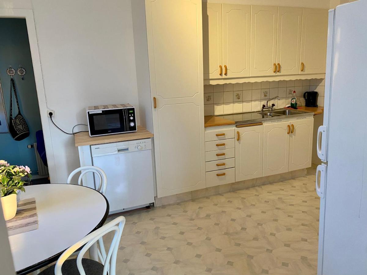 Apartamento Laegenhet Med Havsutsikt Strömstad Exterior foto