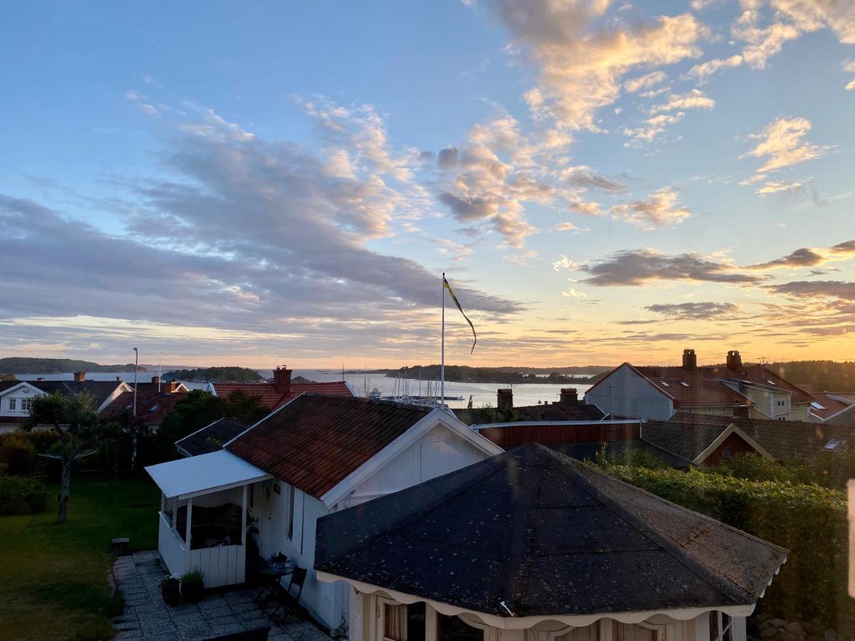 Apartamento Laegenhet Med Havsutsikt Strömstad Exterior foto